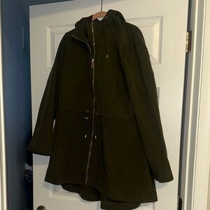 Lot of 2 Masseys women tiered back jackets, women XL, olive and blue EUC